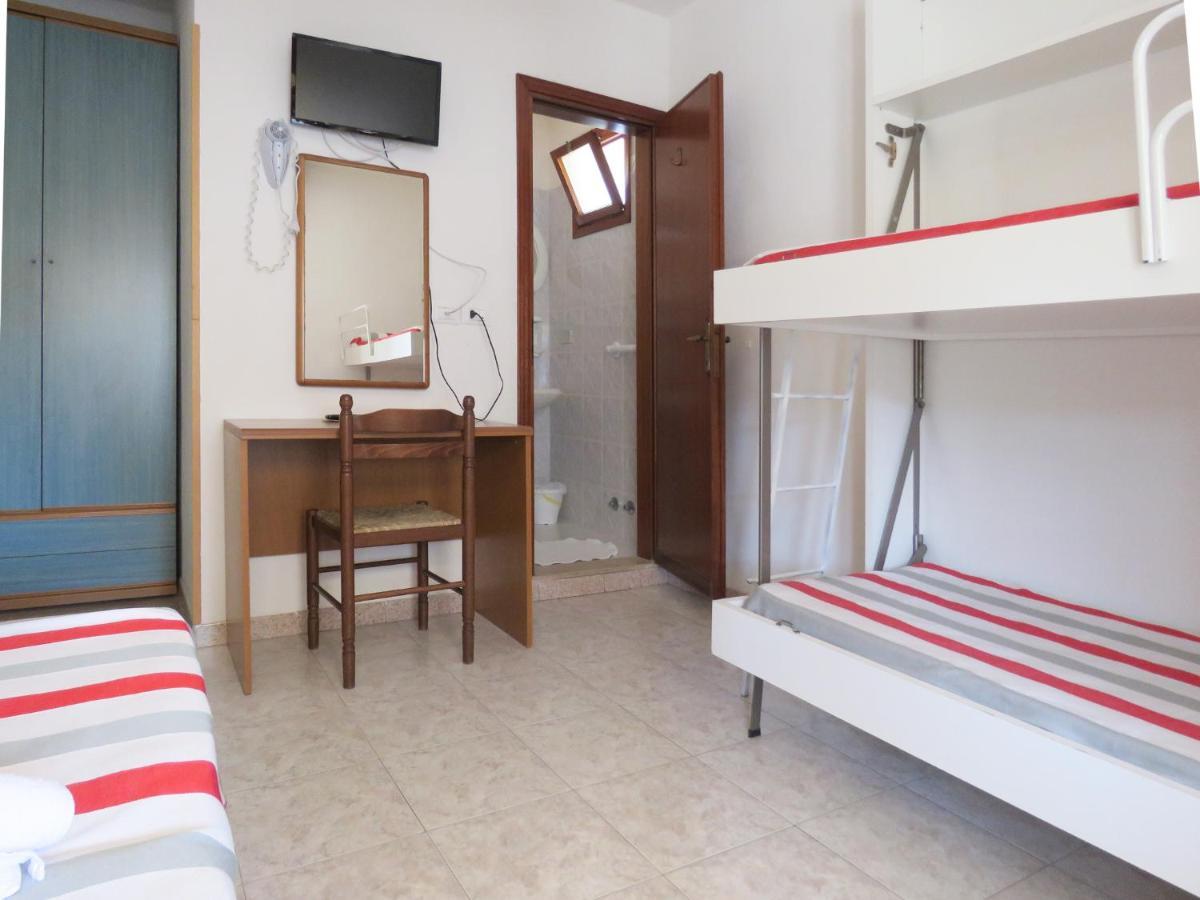 Hotel Saturno ลิโดดิเยโซโล ภายนอก รูปภาพ